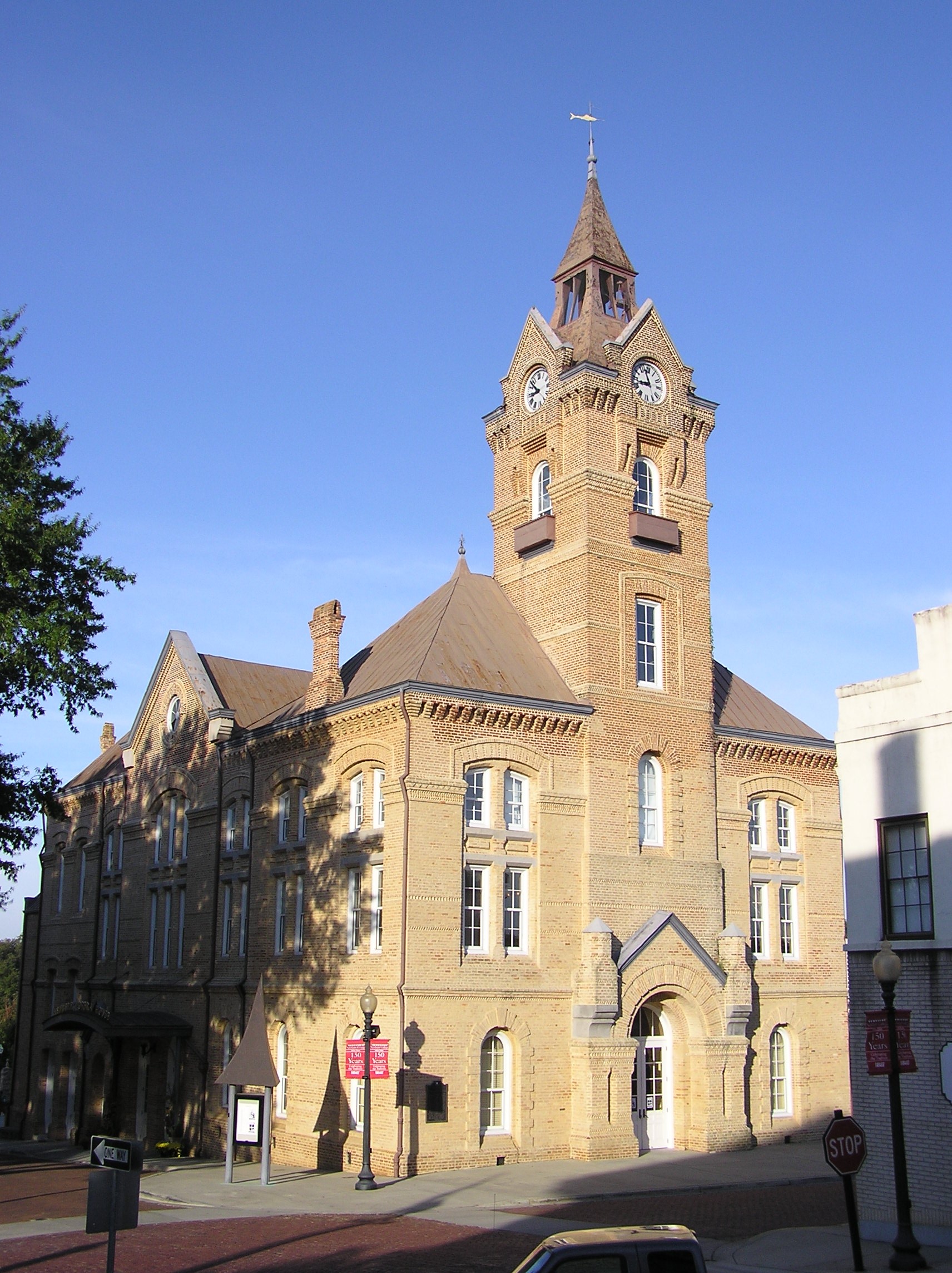 Newberry Opera House